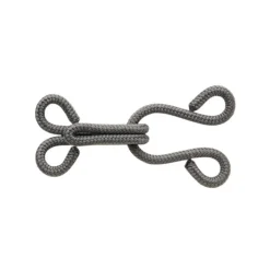 Ganci ed occhielli per pellicceria