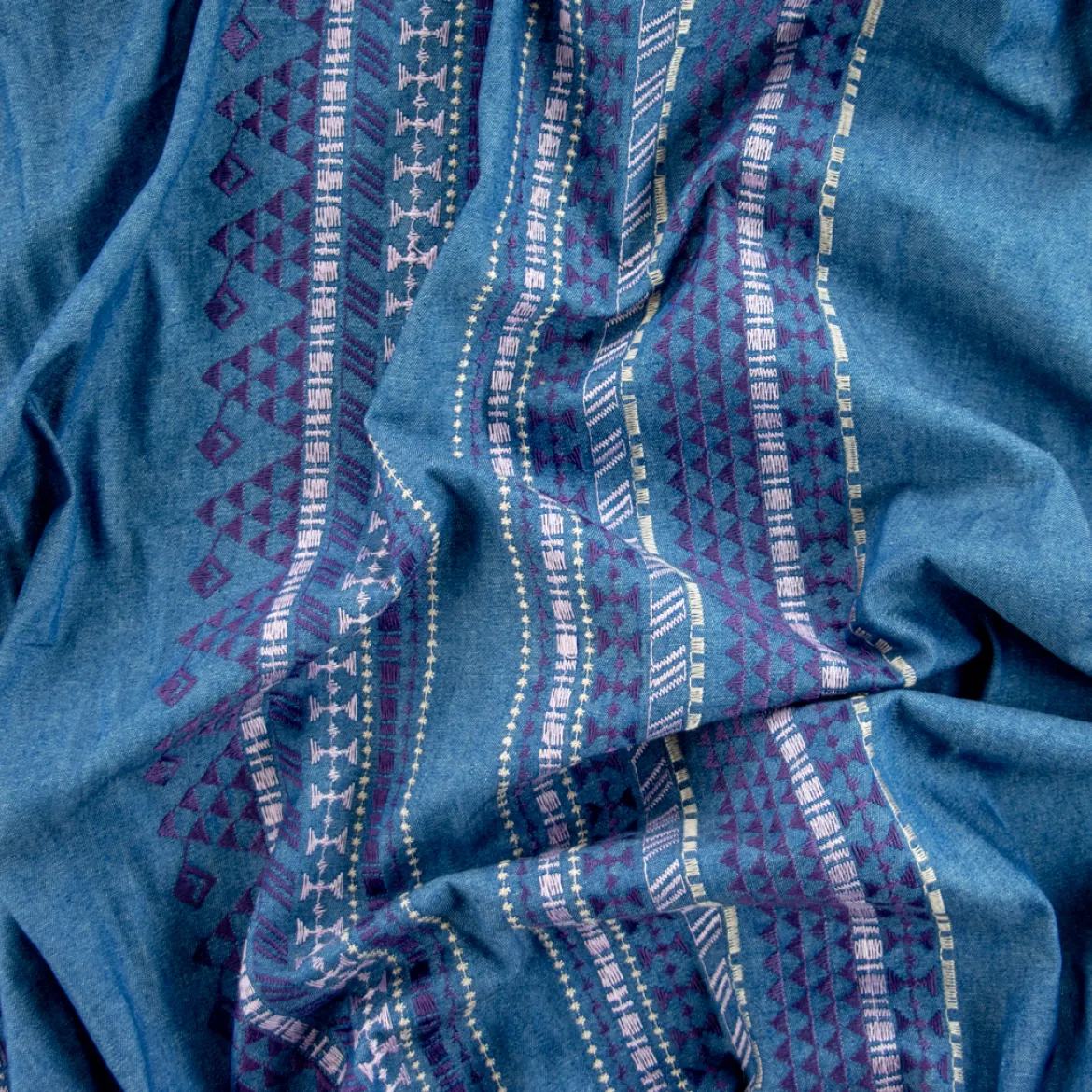 JEANS RICAMATO GEOMETRICO